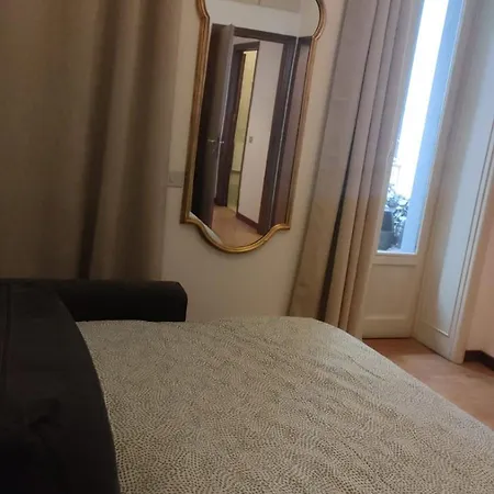 Duomo Luxury Big With 3 Bedrooms Milan